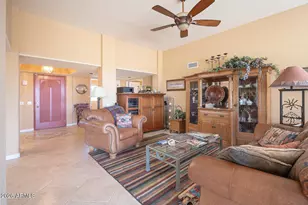 9405 W Briarwood Cir, Sun City, AZ 85351 - Photo 5