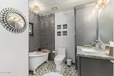 2711 W Highland Street, Chandler, AZ 85224 - Photo 9