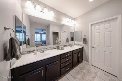 10049 W Angels Lane, Peoria, AZ 85383 - Photo 21