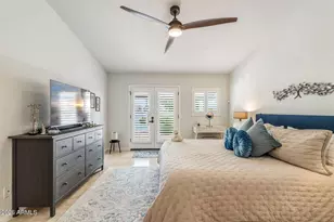 1129 E Forest Hills Dr, Phoenix, AZ 85022 - Photo 9