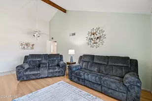 3923 W Aster Dr, Phoenix, AZ 85029 - Photo 9