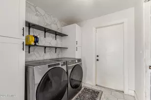 9248 N 36th Dr, Phoenix, AZ 85051 - Photo 23