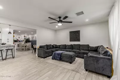 9248 N 36th Drive, Phoenix, AZ 85051 - Photo 5