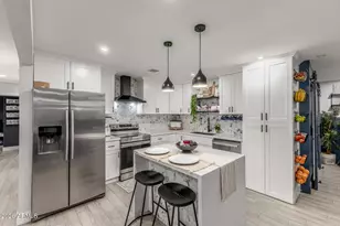 9248 N 36th Dr, Phoenix, AZ 85051 - Photo 9