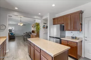 7773 W Adam Ave, Peoria, AZ 85382 - Photo 9