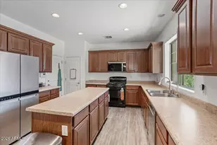 7773 W Adam Ave, Peoria, AZ 85382 - Photo 5