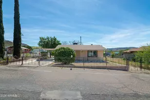 92 W Gorham St, Superior, AZ 85173 - Photo 1