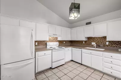 633 N May -- #14, Mesa, AZ 85201 - Photo 7
