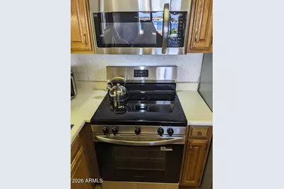 10330 W Thunderbird Boulevard #B113, Sun City, AZ 85351 - Photo 11