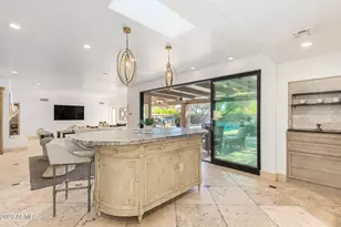 4450 E Camelback Rd, Phoenix, AZ 85018 - Photo 23