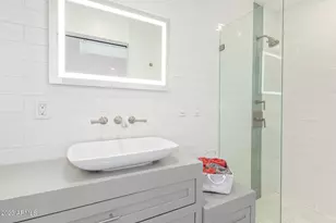 4450 E Camelback Rd, Phoenix, AZ 85018 - Photo 43