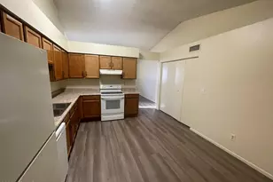 727 S Hartford St, Chandler, AZ 85225 - Photo 3