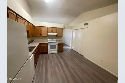727 S Hartford Street #Unit 182, Chandler, AZ 85225 - Photo 3
