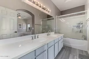 5015 E Cheyenne Dr, Phoenix, AZ 85044 - Photo 11