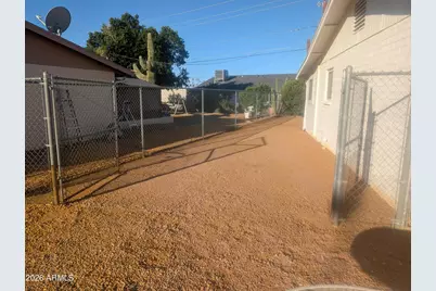 908 S Ocotillo Drive, Apache Junction, AZ 85120 - Photo 3