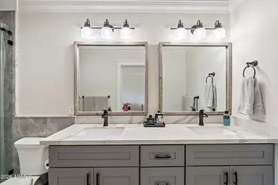 8308 E Valley View Road, Scottsdale, AZ 85250 - Photo 9