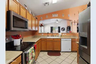 3315 W Sunland Avenue, Phoenix, AZ 85041 - Photo 3