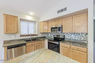 15415 W Lea Ln, Surprise, AZ 85374 - Photo 7