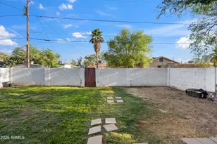 333 E Clarendon Ave, Phoenix, AZ 85012 - Photo 43