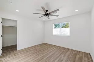 333 E Clarendon Ave, Phoenix, AZ 85012 - Photo 31