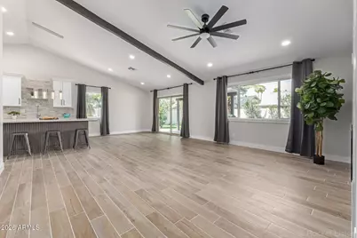 220 W Oraibi Drive, Phoenix, AZ 85027 - Photo 9