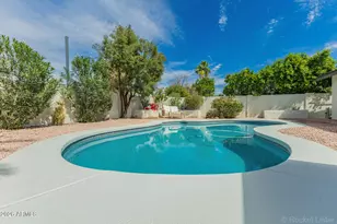 220 W Oraibi Dr, Phoenix, AZ 85027 - Photo 31