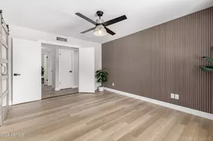 220 W Oraibi Dr, Phoenix, AZ 85027 - Photo 17