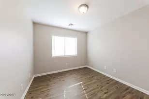 11418 W Austin Thomas Dr, Surprise, AZ 85378 - Photo 13