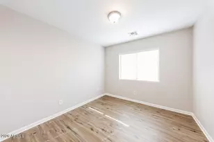 11418 W Austin Thomas Dr, Surprise, AZ 85378 - Photo 15