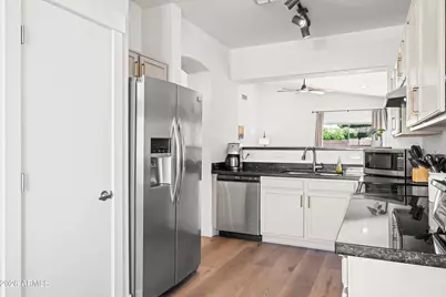 3581 S Larkspur Way, Chandler, AZ 85248 - Photo 7