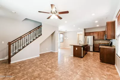 3419 W Darien, Phoenix, AZ 85086 - Photo 9