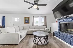 2940 W Las Palmaritas Dr, Phoenix, AZ 85051 - Photo 7