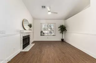 860 N McQueen Rd, Chandler, AZ 85225 - Photo 7