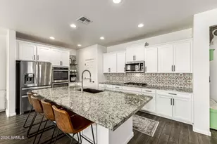 1006 S 202nd Dr, Buckeye, AZ 85326 - Photo 3