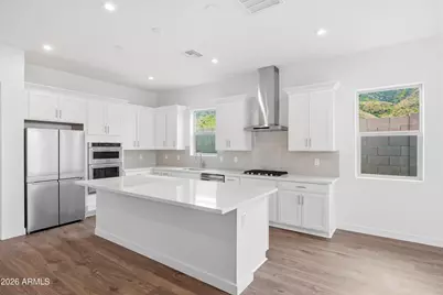 10218 S 21st Drive, Phoenix, AZ 85041 - Photo 3