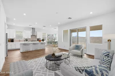 10218 S 21st Drive, Phoenix, AZ 85041 - Photo 3