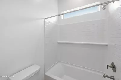 10218 S 21st Drive, Phoenix, AZ 85041 - Photo 23