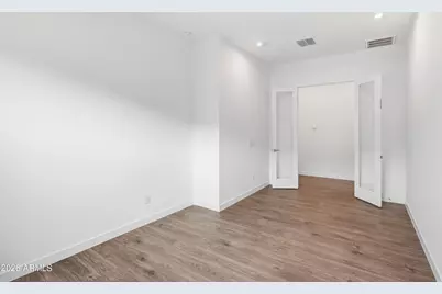 10218 S 21st Drive, Phoenix, AZ 85041 - Photo 19