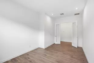 10218 S 21st Dr, Phoenix, AZ 85041 - Photo 19