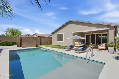 16611 W Shangri La Road, Surprise, AZ 85388 - Photo 3