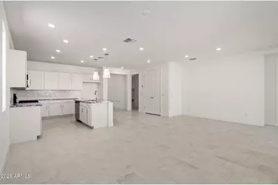 30136 W Palo Brea Way, Buckeye, AZ 85396 - Photo 9