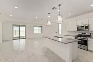 30136 W Palo Brea Way, Buckeye, AZ 85396 - Photo 11