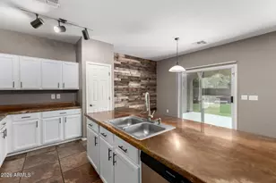 15820 N 164th Ln, Surprise, AZ 85388 - Photo 13