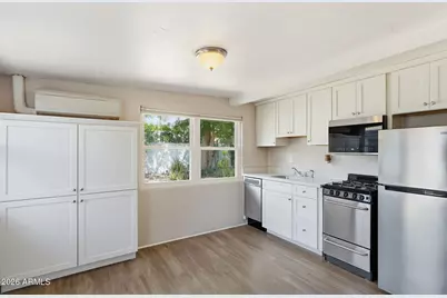 8001 N 5th Avenue, Phoenix, AZ 85021 - Photo 19