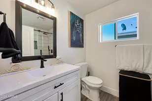 8117 E Osborn Rd, Scottsdale, AZ 85251 - Photo 21