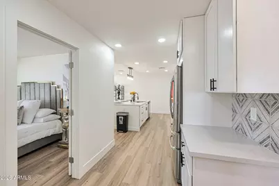 8117 E Osborn Road, Scottsdale, AZ 85251 - Photo 13