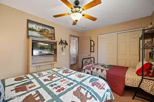 2086 Pinewood Dr, Overgaard, AZ 85933 - Photo 23