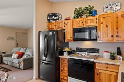 2086 Pinewood Drive, Overgaard, AZ 85933 - Photo 17