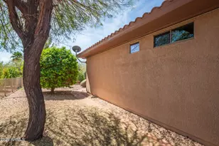 17949 W Tierra Del Sol Dr, Surprise, AZ 85387 - Photo 29