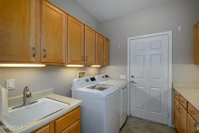 17949 W Tierra Del Sol Drive, Surprise, AZ 85387 - Photo 23